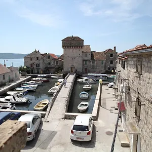 Apartments More , Kaštela Kroatien